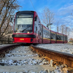 tram6156804_1920.jpg